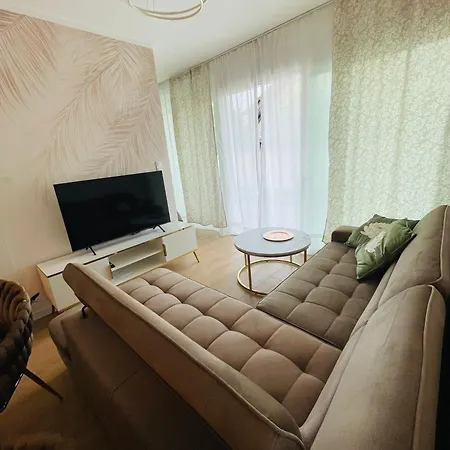 Spokojna 8 * מידזיזדרויה